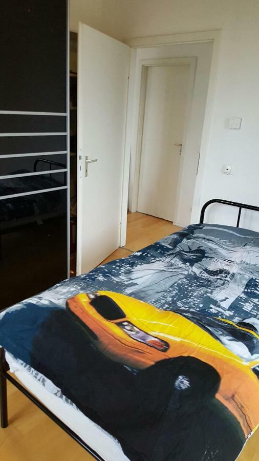 High Ceiling 2 Bedrooms Troisdorf