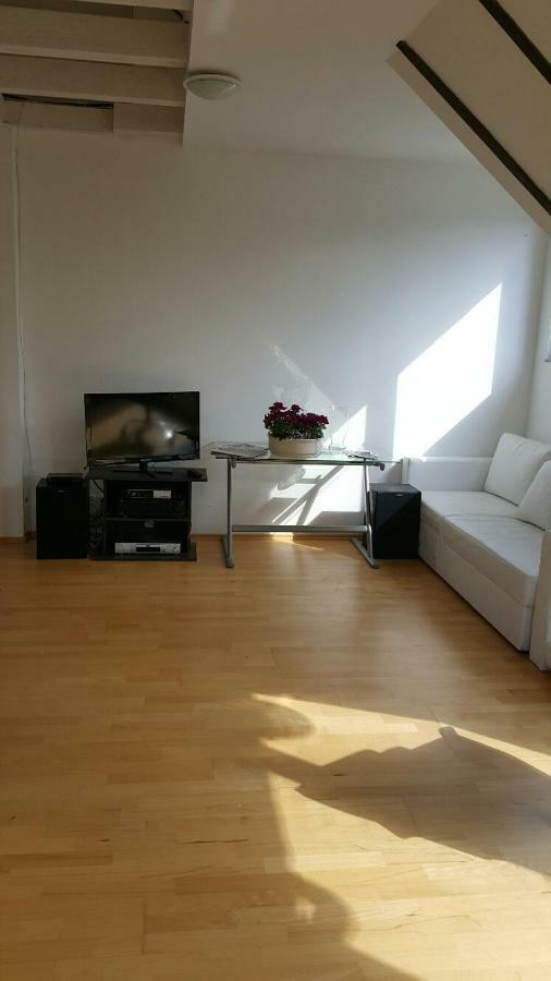 High Ceiling 2 Bedrooms